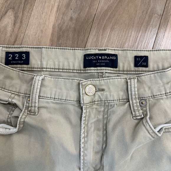 Lucky Brand Men's Khakis - Picture 2 of 2